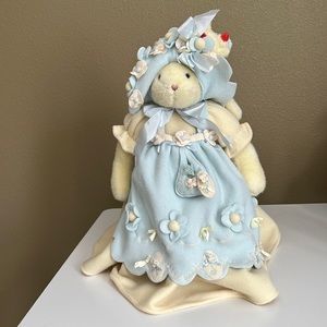 Hallmark Bunnies By The Bay collection